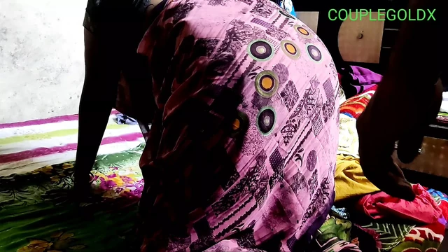 Moti bhabhi ki Raat bhar jor jor se chudai hui