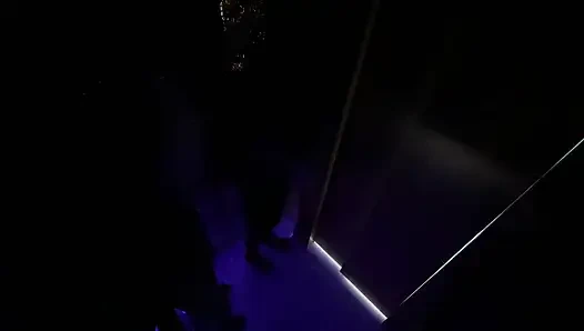 Asansör seksi. Tatilde ofis binası.