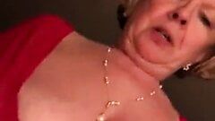 Hot slutty granny loves to ride and cums hard over the cock