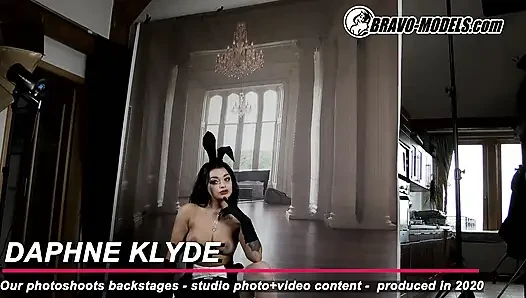 388 - фотосессия за кулисами, Daphne Klyde - Взрослая