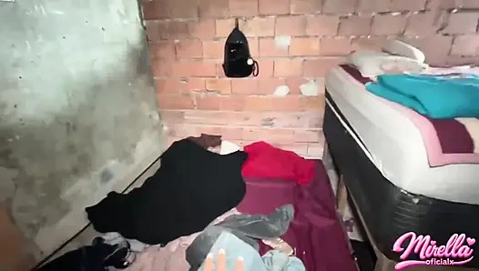 dengan Maloka di gubuk