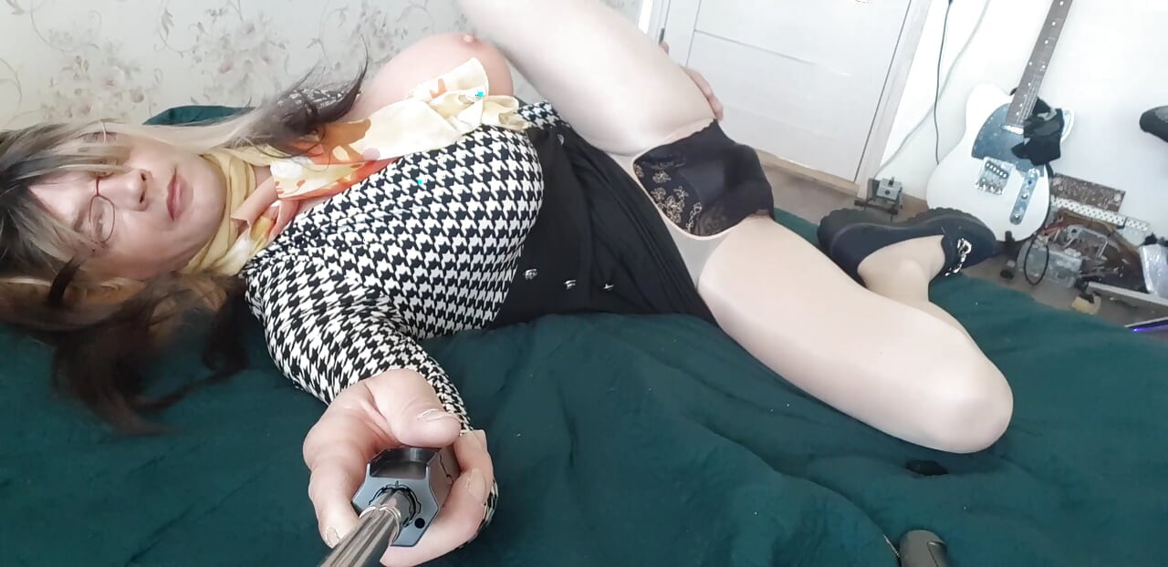 I'm lying on the bed