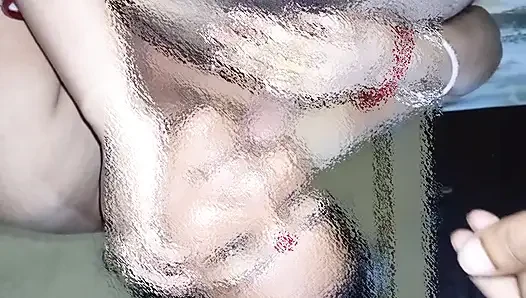 Bhabhi ko land chuswaya
