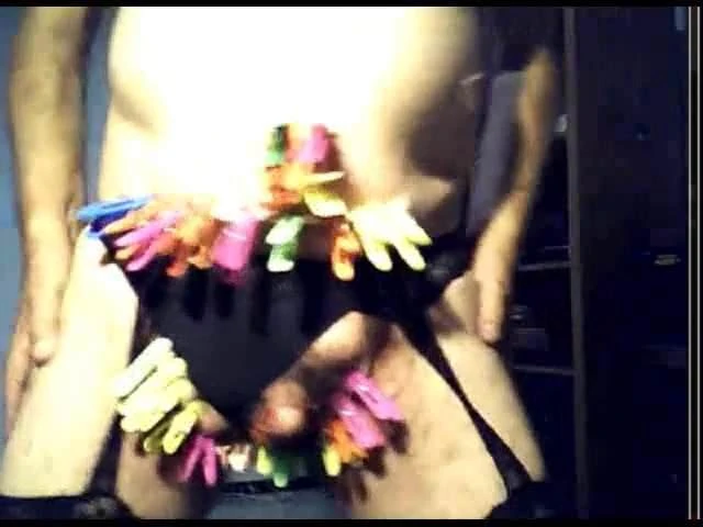 Part2-sub crossdresser får pinscloth straffa