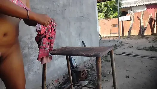 Sucking cute pussy outside the house