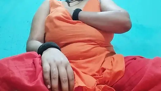 Tatlı ve güzel Bangla kız genç kız büyük süt