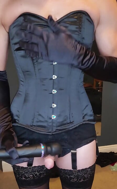 Admit It, You Love Fantasising About Me, You Wish You Were Kneeling Underneath Worshipping Viewing Mistress Dressed up