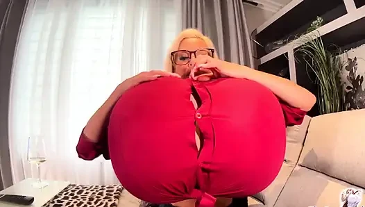 Huge Z Cup Button Pop!