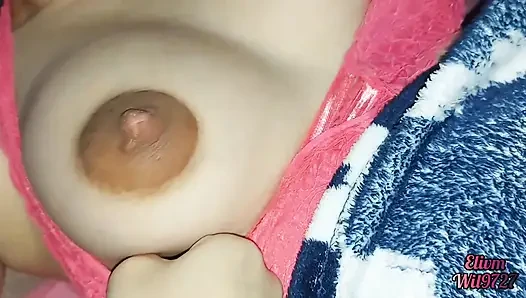 Üvey erkek kardeş ve üvey kız kardeş odanın dışındayken xxx sikişiyor |elivm|