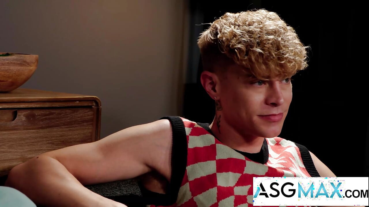 NEXT DOOR TABOO - Muscle Hunk Rails Twink Stepbro After Date Flakes