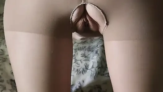 Gadis baik-baik memuja pantatnya pov joi