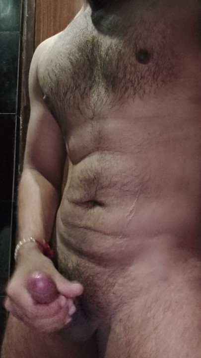 Sexy nude hunk