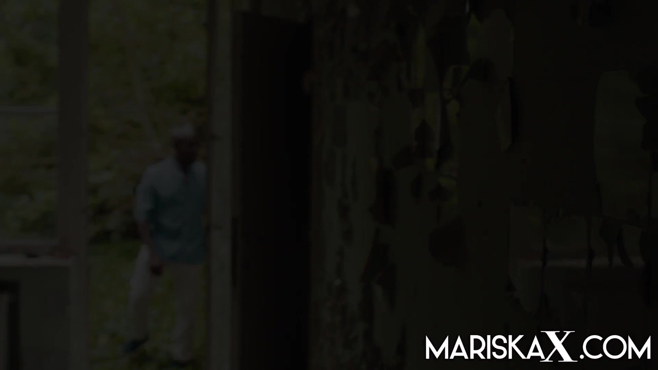 夫がbbcに提供するmariskax mariska