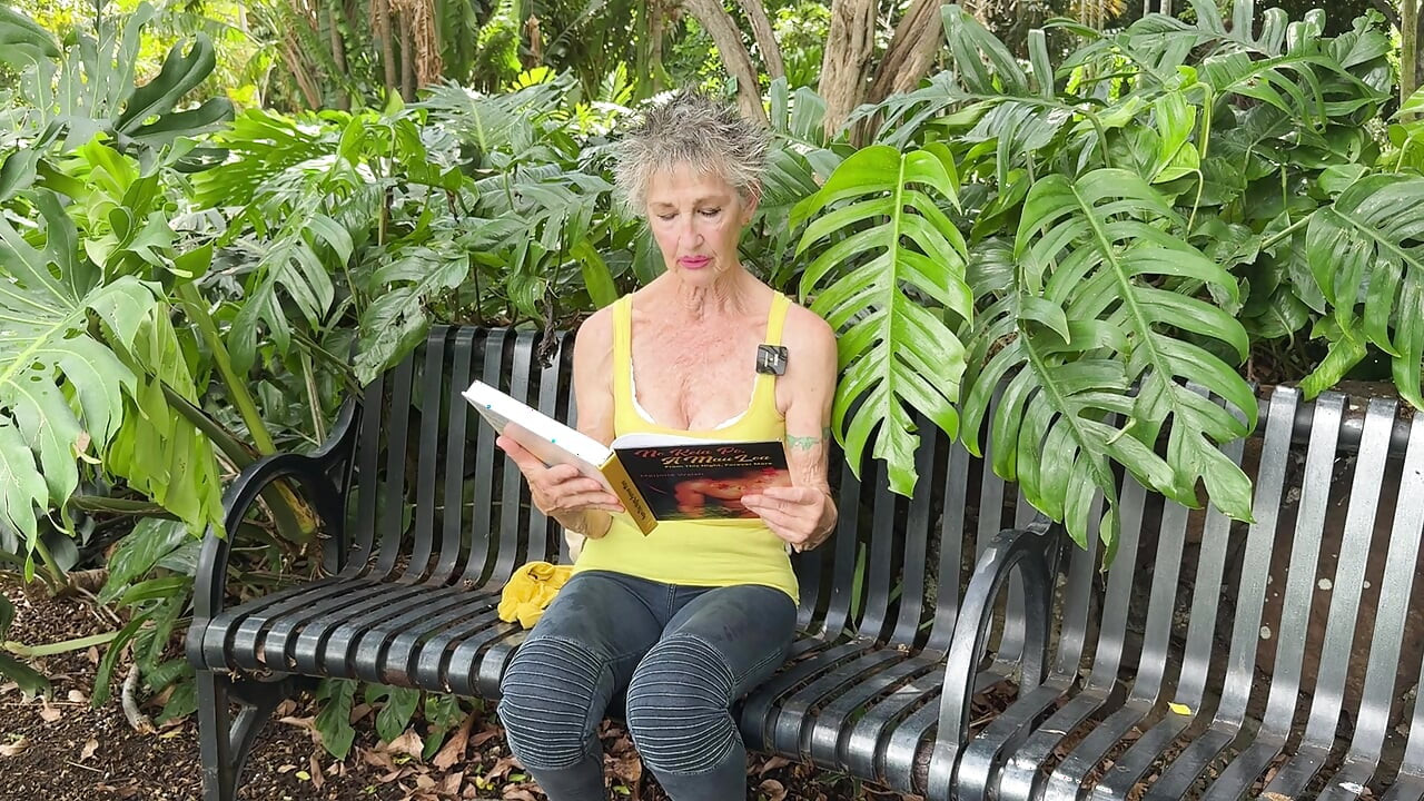 Minha leitura do meu livro erótico - "de This Night, Forever More"