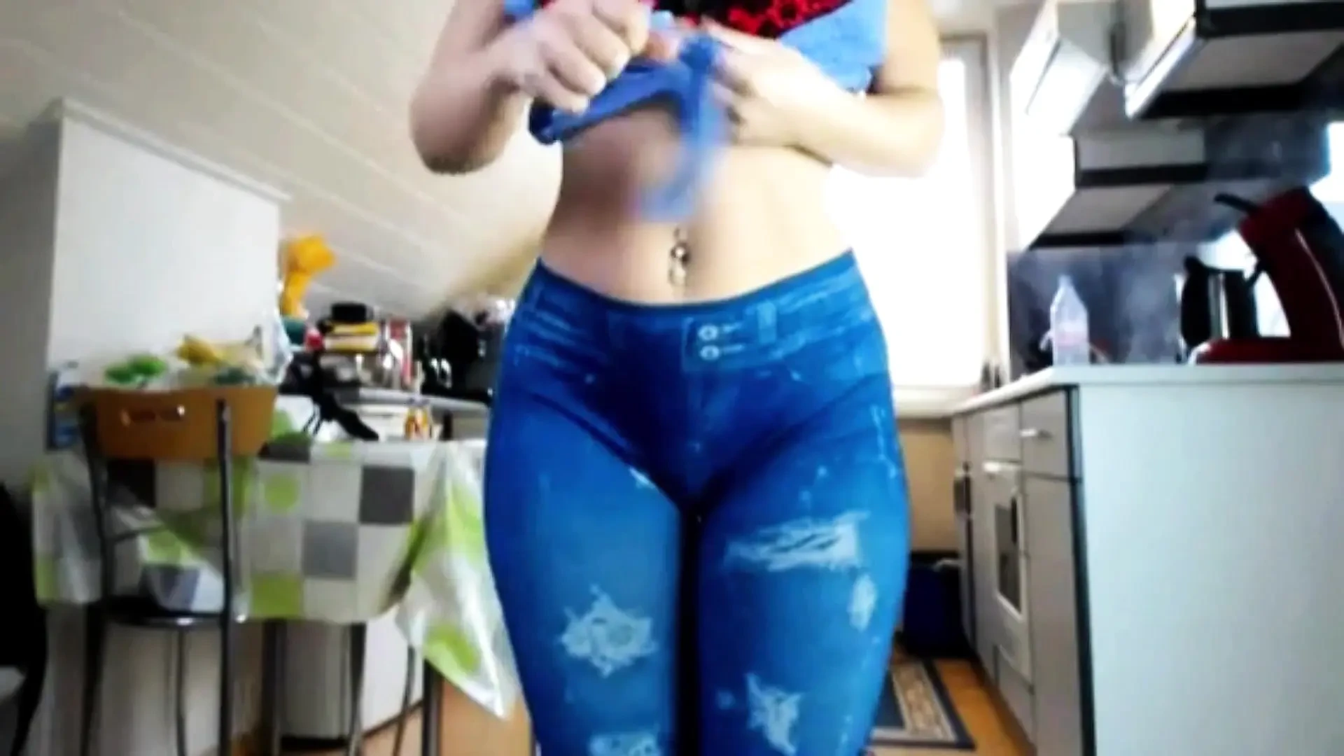Sexydea Playing on Live Webcam