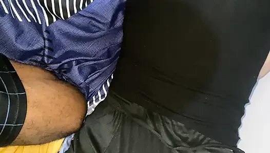 Grepe красивая сводная сестра 18+ в ее комнате