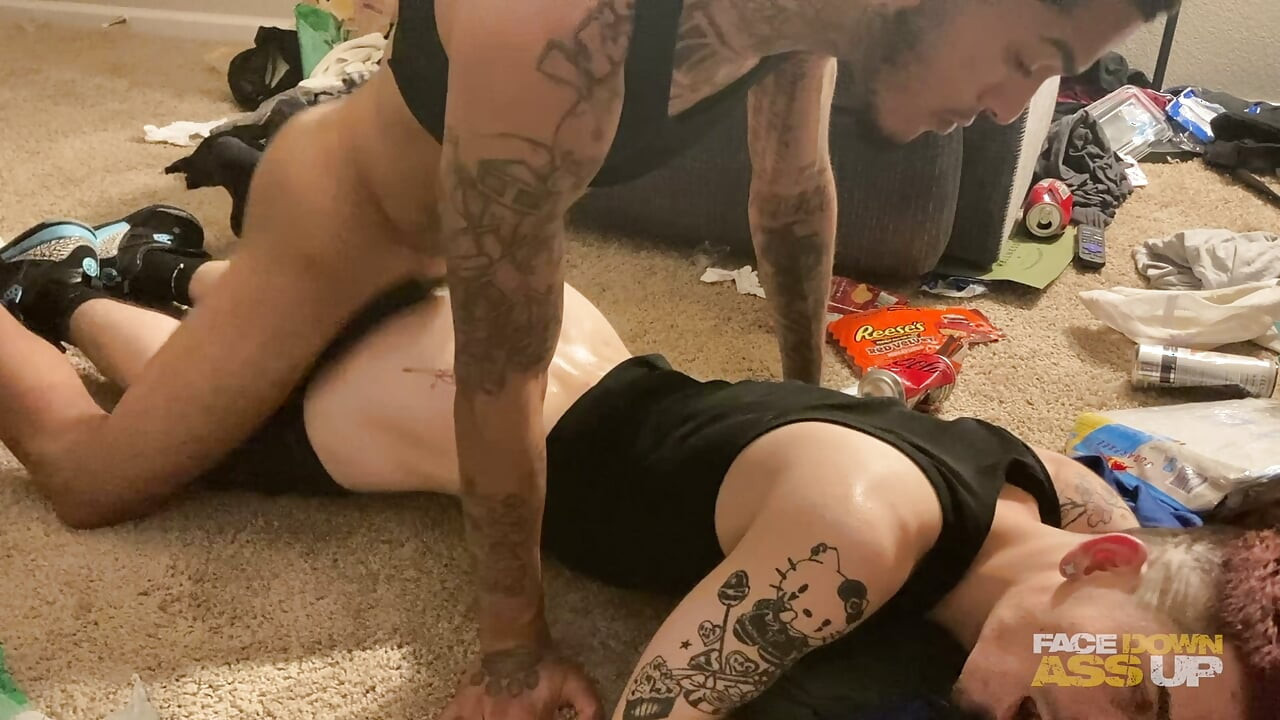 GINGER CUMDUMP