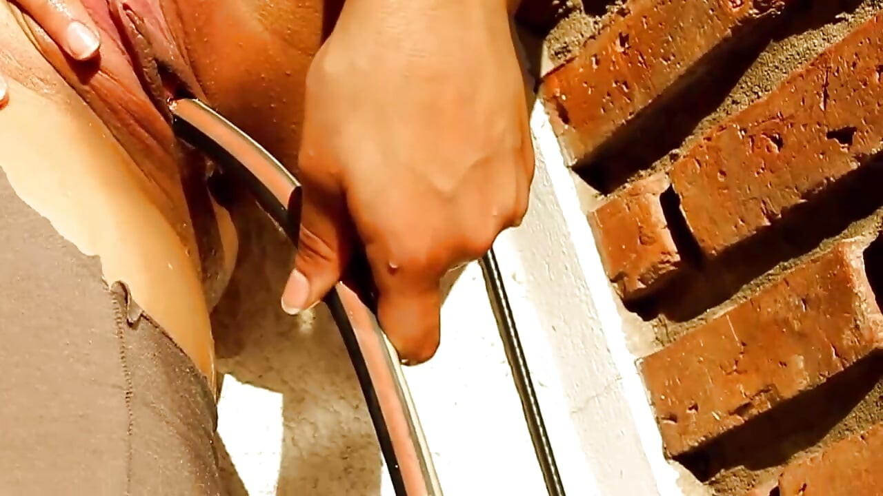 Iso Saalis Amatööri Latina Pese Pilluaan