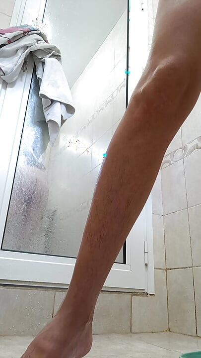 Second part of shaving my pussy and take a shower in bathroom!