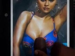 Selena gomez cumtribute le plus sexy