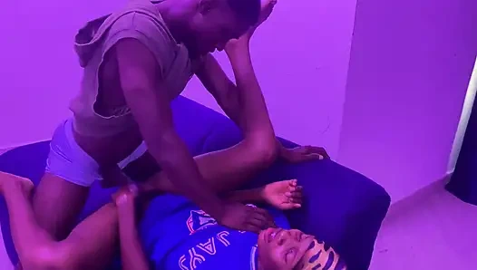 Dünne Stiefschwester Muschi Gebohrt Und Mit Sperma Gefüllt