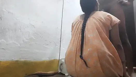 Bhabhi pantat besar bersetubuh