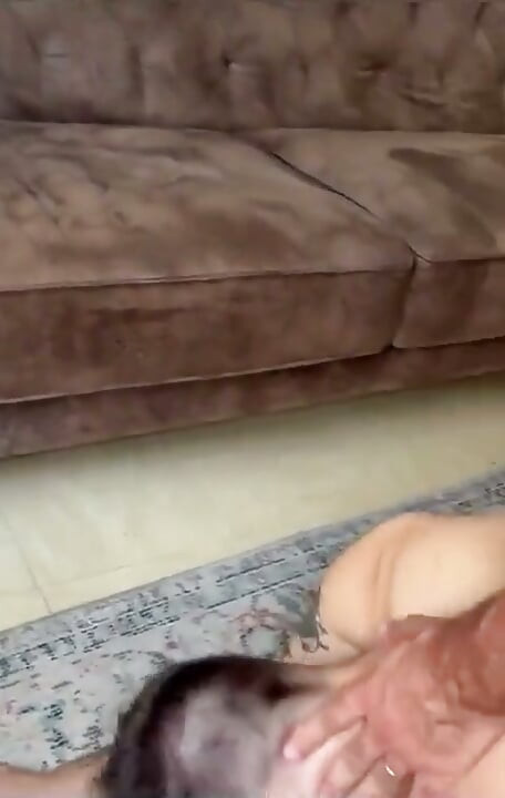 Kembar Perancis kecil digerudi oleh ayah tiri Arab besar