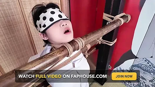 Xr22-the Girl Was Tied to a Pillar and Disciplined.