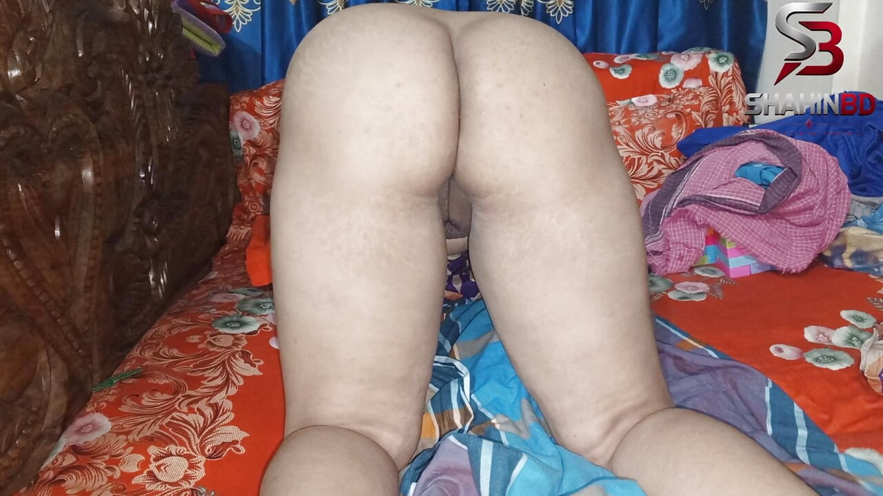 Bangladeshi Hot Wife Doggy Style Hardcore Big Ass Fucked Deep