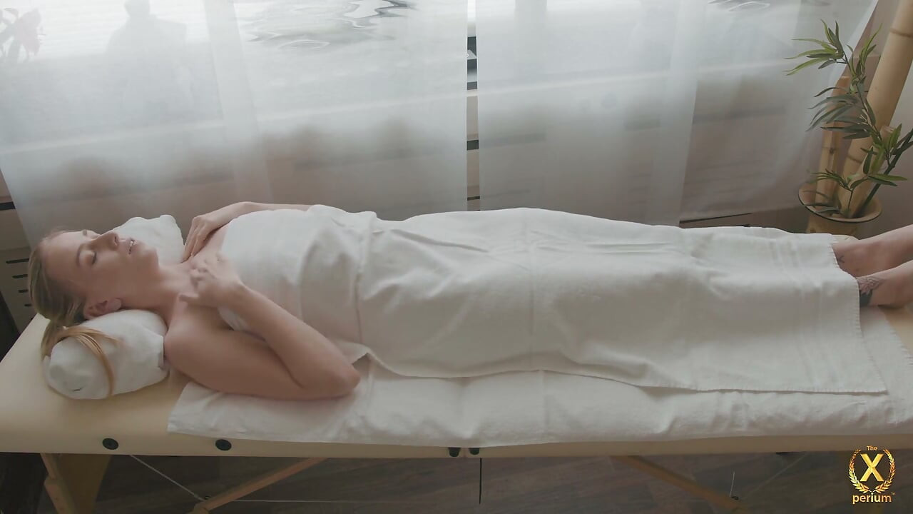 Sirena Sweet – Lesní chata!