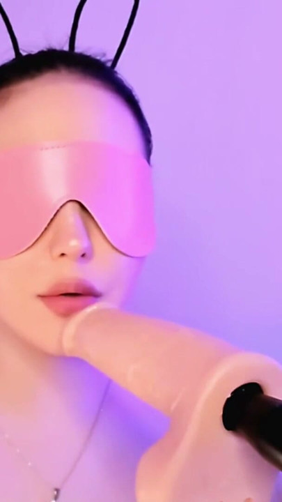 Submissive girl with a drooly mouth wants to make you cum - Dragana Loncar | Clip 3