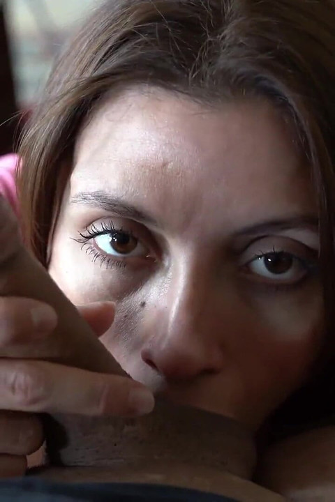 Fahişe, sana porno film çekmek için evimi kiralamadım! Ama birlikte çekim yapmak ister misiniz?