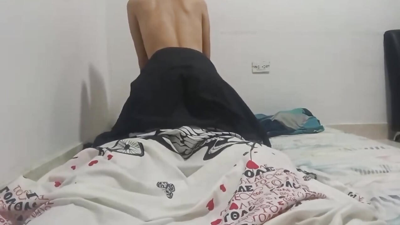 Couple of Lovers Have Passionate Moment of Sex in Missionary and Cowgirl