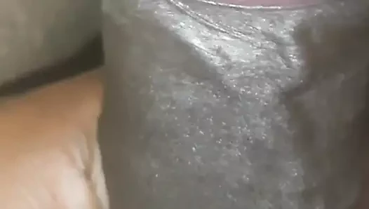 Bir adam kişisel olarak kendi tutkularını keşfediyor.