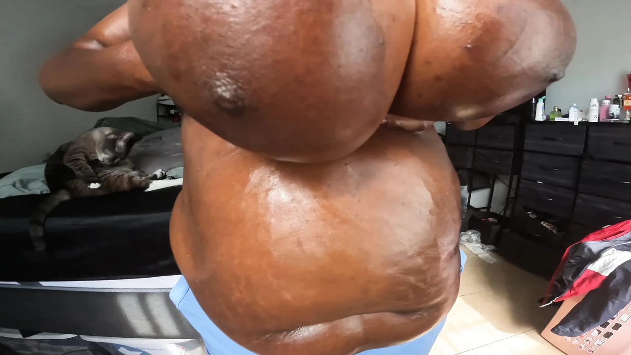 Busty BBW with huge tits