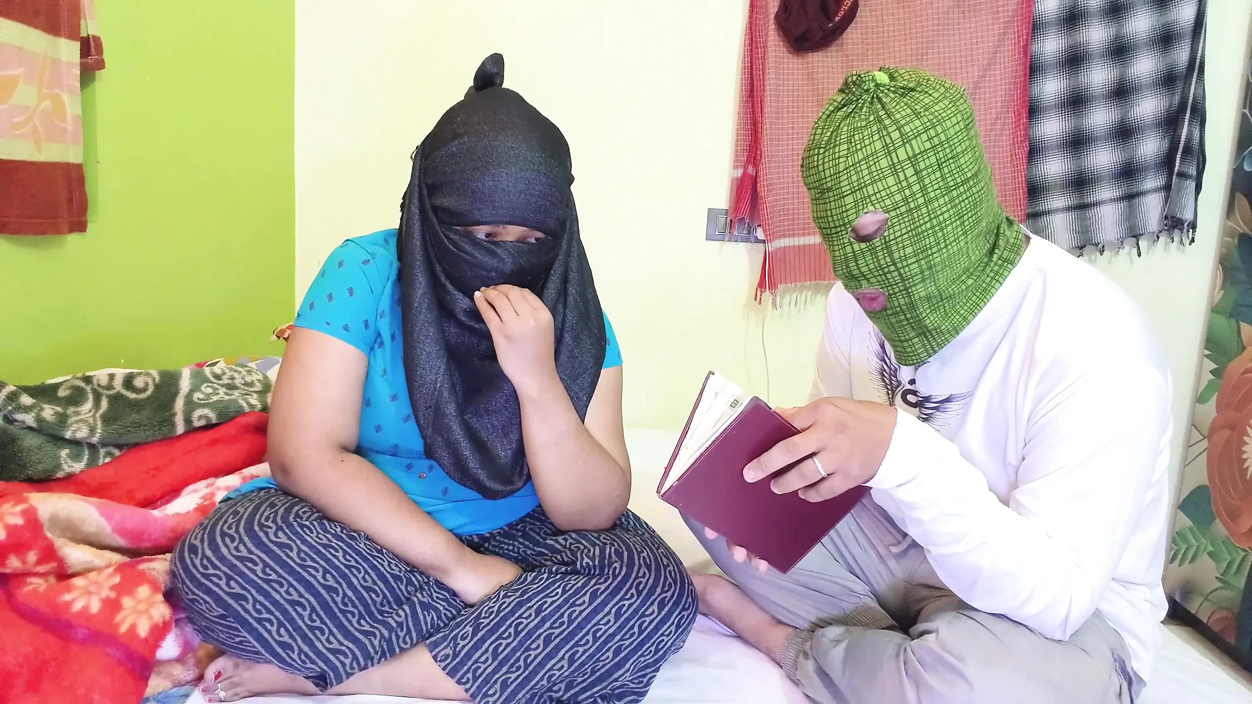 Hot Sexy Muslim Girl Hard Fuck with Stepbrother Alone in Room