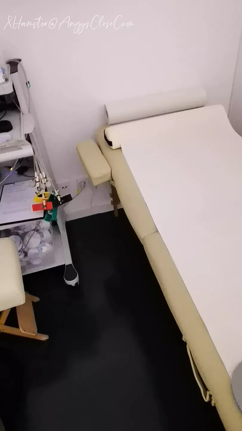 Public MASTURBATION in the DOCTOR'S Room... I'm so horny