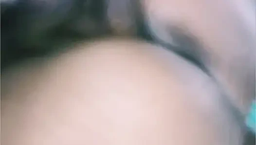 Memek horney istri tetangga yang tukang selingkuh dientot habis-habisan