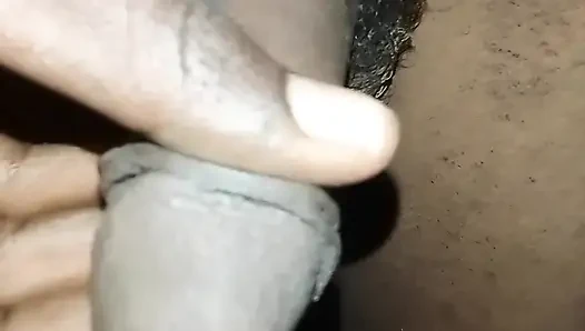 Evde yalnız 31 çekme ayakta durarak