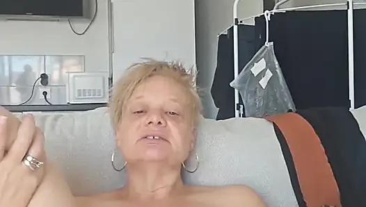 Sıcak bir solo an, orgazm garanti