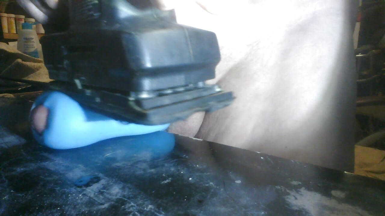 virbating sander