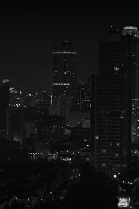 Asiansexdiary muhteşem Asyalı genç kız uzanıyor