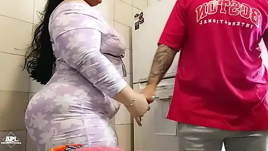 I fuck my stepson when his stepfather leaves the house