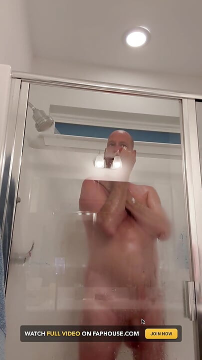 Душ и бритье