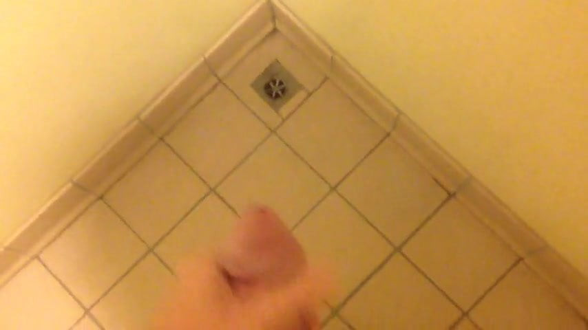 Quick wank with cum