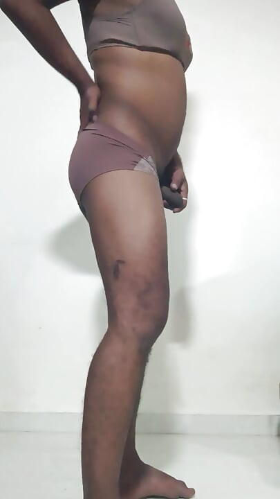 I m in mood. fuck me.