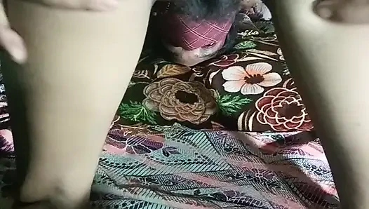 Desi girl ka boor pehli bar dekha maja aa gaya