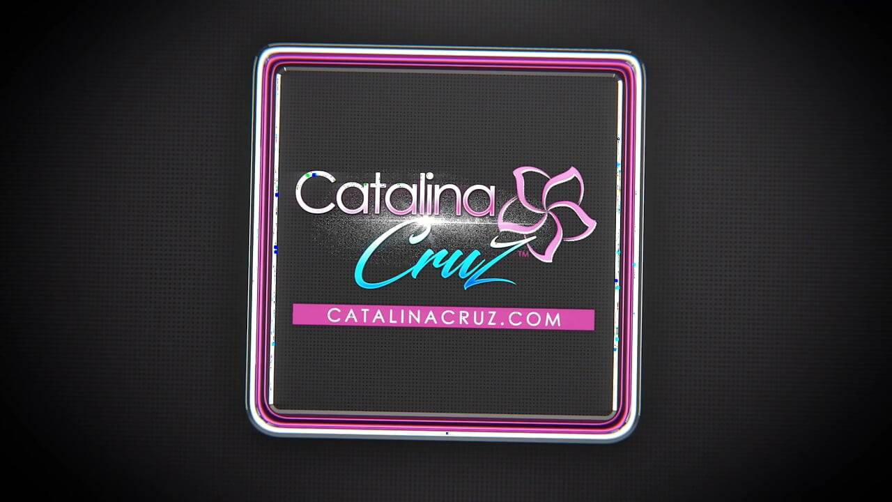 CATALINA CRUZ - menina safada quer cavalgar pau