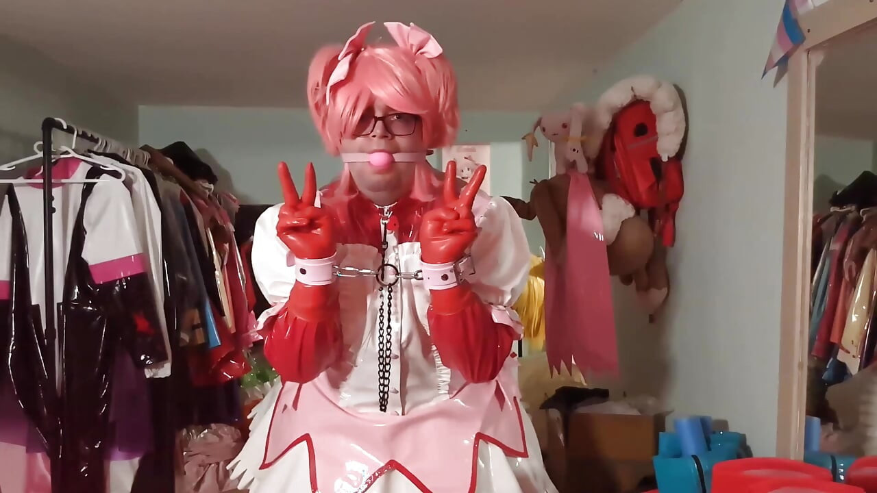 PVC odijelo Čarobna djevojka Madoka slojevita i svezana