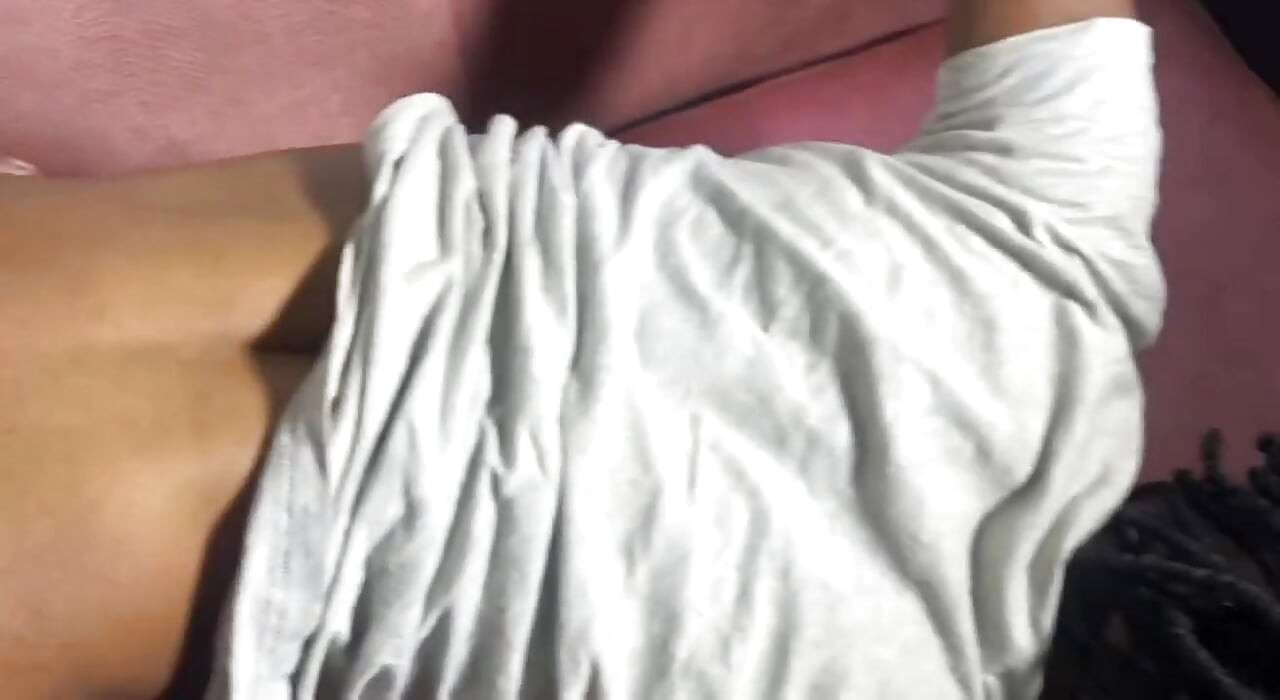 Muscline Dude Likes to Be in Control While Fucking